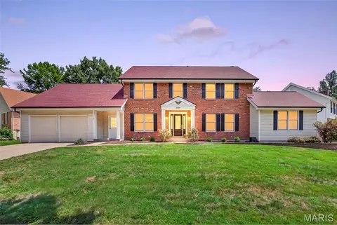 2024 Meadowbrook Way Dr, Chesterfield, MO 63017