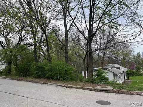 3001-3005 Ashby Rd, Saint Louis, MO 63114