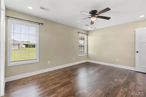 Bedroom - 2502 Oak St, Jackson, MO 63755 photo 2 of 5