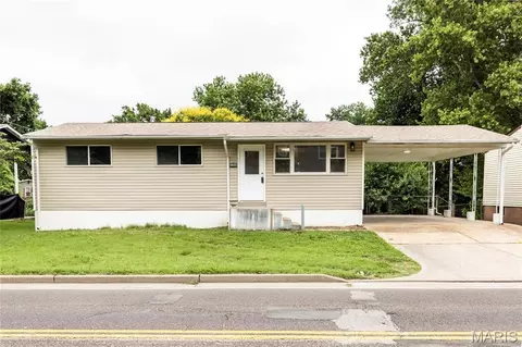 2266 Starling Airport Rd, Arnold, MO 63010