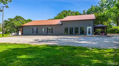 1821 N Jefferson St, Mexico, MO 65265