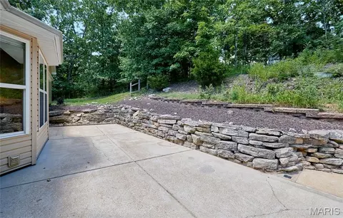 Exterior - 16873 Enderbush Ln, Eureka, MO 63025 photo 8 of 15