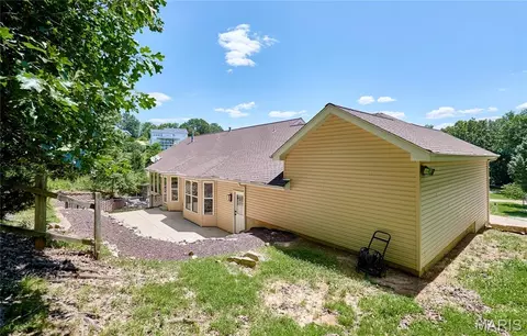 Exterior - 16873 Enderbush Ln, Eureka, MO 63025 photo 3 of 15