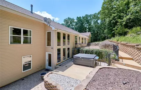 Exterior - 16873 Enderbush Ln, Eureka, MO 63025 photo 11 of 15