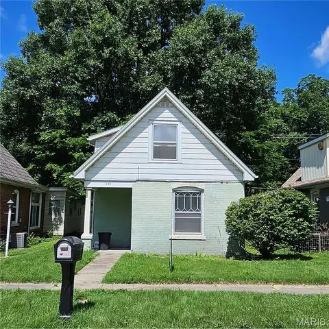 135 S Park St, Cape Girardeau, MO 63703