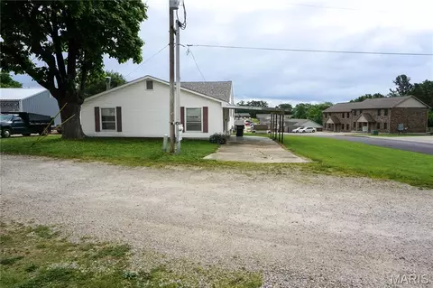 2018 Old Saint James Rd, Rolla, MO 65401 photo 2