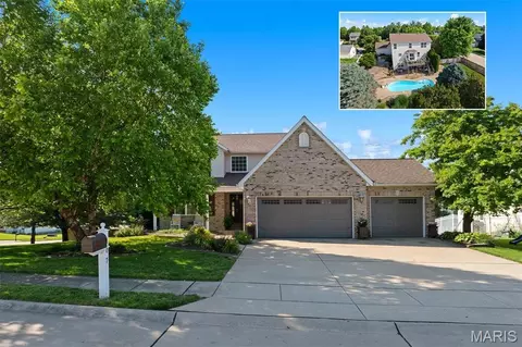 107 Crystal Gate Ln, Glen Carbon, IL 62034