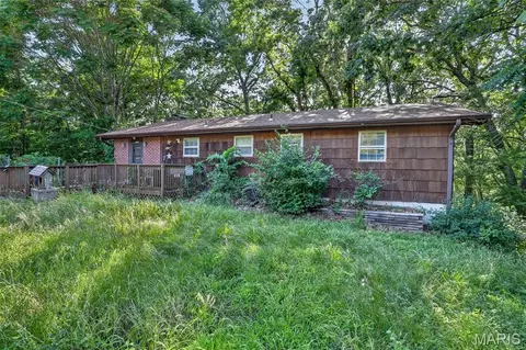 Exterior - 2161 Jean Dr, Arnold, MO 63010 photo 3 of 7