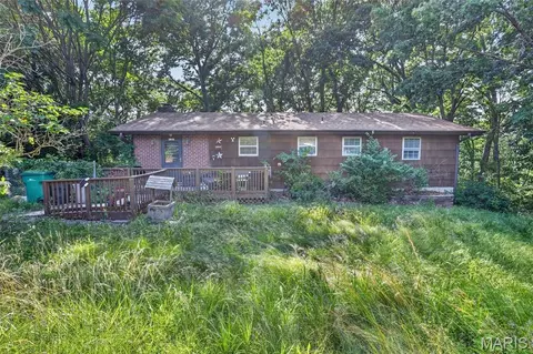 Exterior - 2161 Jean Dr, Arnold, MO 63010 photo 2 of 7