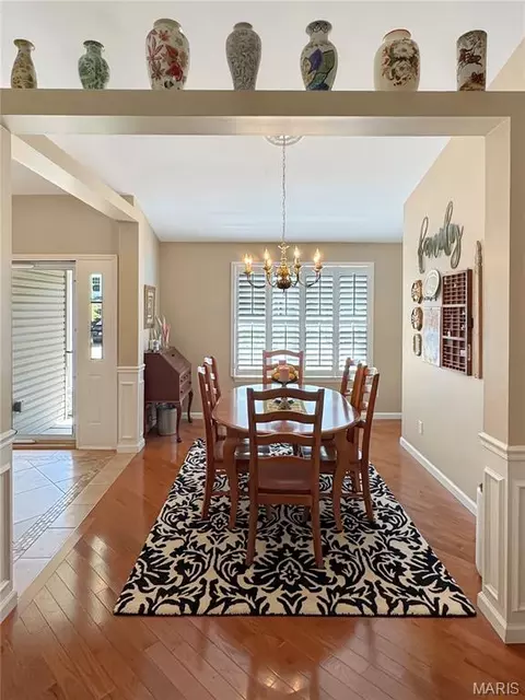 Dining - 17432 Hilltop Ridge Dr, Eureka, MO 63025 photo 6 of 12