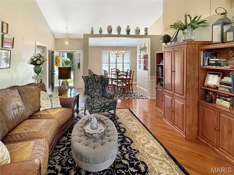 Living - 17432 Hilltop Ridge Dr, Eureka, MO 63025 photo 7 of 7