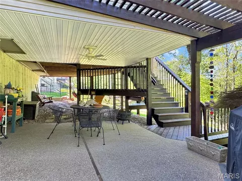 Exterior - 17432 Hilltop Ridge Dr, Eureka, MO 63025 photo 15 of 20