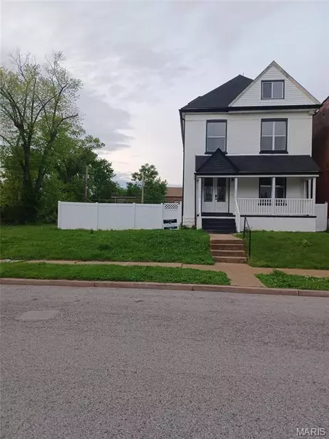 4465 Greer Ave, Saint Louis, MO 63115