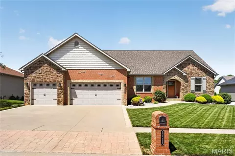 1116 Hightower Place Dr, O'fallon, IL 62269