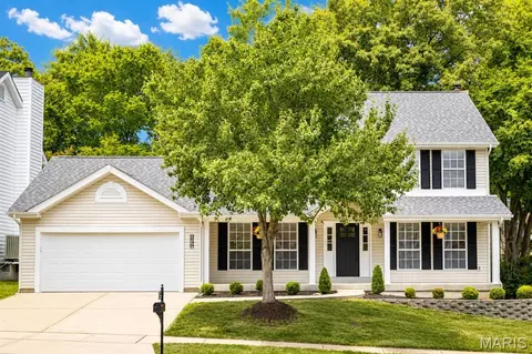 235 Cherry Hills Meadows Dr, Wildwood, MO 63040
