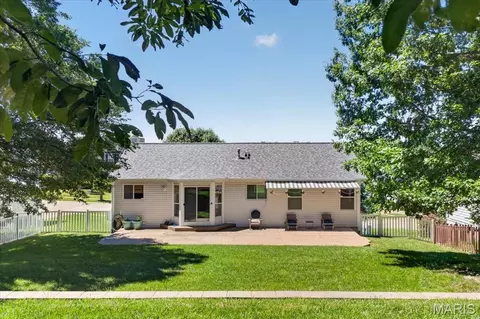 Exterior - 1815 Fox Pointe Dr, Arnold, MO 63010 photo 9 of 11