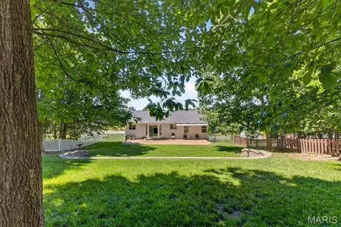 Exterior - 1815 Fox Pointe Dr, Arnold, MO 63010 photo 8 of 11