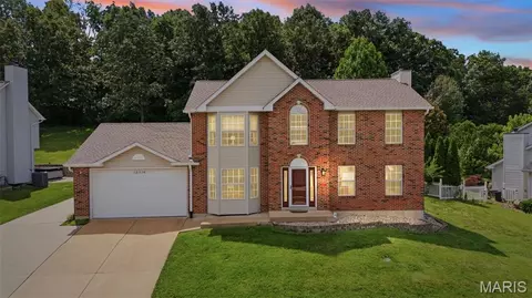 13376 East Ln, Saint Louis, MO 63128
