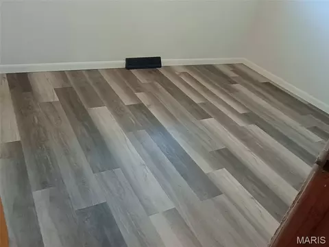Other - 805 Phillips Ave, Salem, MO 65560 photo 3 of 11