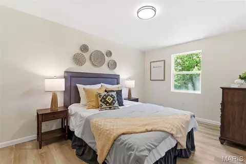 Bedroom - 25 Apache Trl, Fenton, MO 63026 photo 1 of 6