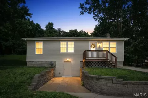 810 Forest Ave, Valley Park, MO 63088