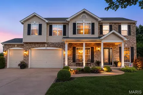 1654 Summit Terrace Ct, Fenton, MO 63026