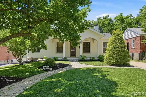 856 Fuhrmann Ter, Kirkwood, MO 63122