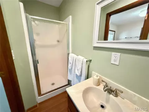 Bath - 180 E Woodard St, Leonard, MO 63451 photo 3 of 3