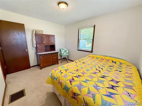 Bedroom - 180 E Woodard St, Leonard, MO 63451 photo 3 of 5