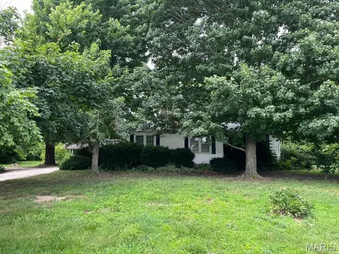 28986 Delhi Rd, Jerseyville, IL 62052