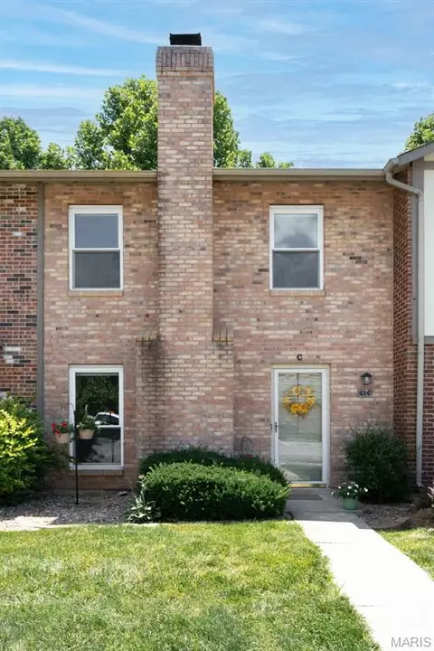 61 Park Charles Blvd #C, Saint Peters, MO 63376