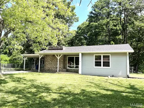 32 Saint Joseph St, Viburnum, MO 65566