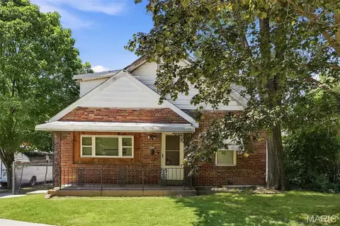 4657 Pennsylvania Ave, Saint Louis, MO 63111
