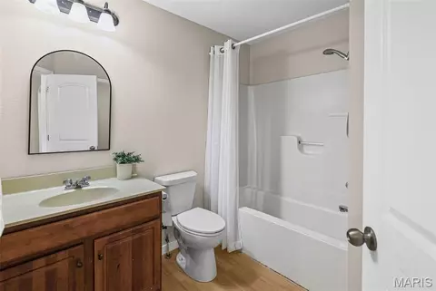 Bath - 506 E Washington St, O'fallon, IL 62269 photo 2 of 3