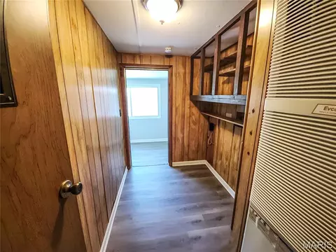 Entry Way - 429 Orr St, Pacific, MO 63069 photo 2 of 2