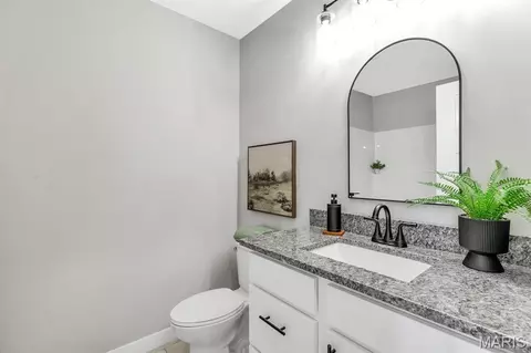 Bath - 5 Tether Ct, Hamel, IL 62046 photo 2 of 3