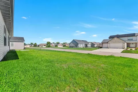 Exterior - 5 Tether Ct, Hamel, IL 62046 photo 7 of 9