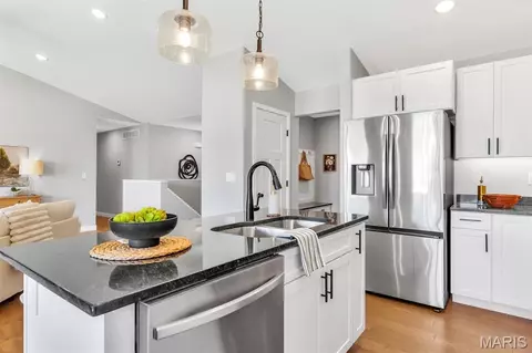 Kitchen - 5 Tether Ct, Hamel, IL 62046 photo 1 of 4