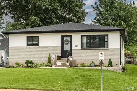 7032 Lansdowne Ave, Saint Louis, MO 63109