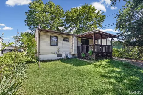 Exterior - 8644 Harold Dr, Berkeley, MO 63134 photo 6 of 7