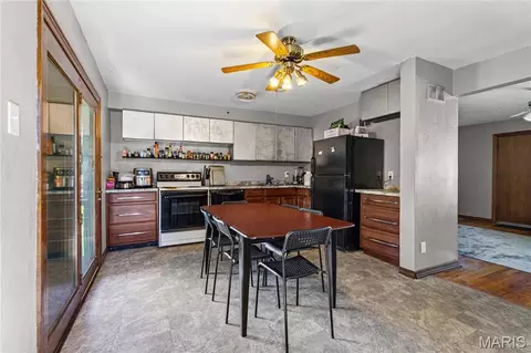 Kitchen - 8644 Harold Dr, Berkeley, MO 63134 photo 1 of 2