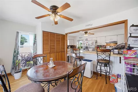 Dining - 209 S Broadway, Hoffman, IL 62250 photo 2 of 2