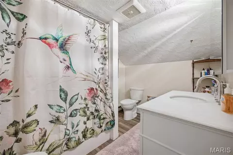 Bath - 209 S Broadway, Hoffman, IL 62250 photo 2 of 3