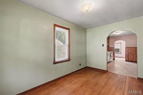 Entry Way - 511 Averill Ave, Ferguson, MO 63135 photo 1 of 1