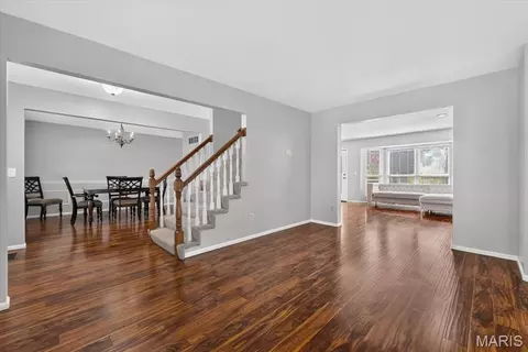 Entry Way - 4 Iron Bridge Ct, O'fallon, MO 63368 photo 4 of 6