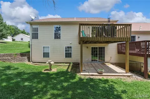 Exterior - 1911 Meriwether Dr, Washington, MO 63090 photo 1 of 4