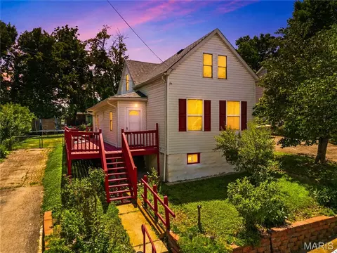 210 Horn Ave, Saint Louis, MO 63125