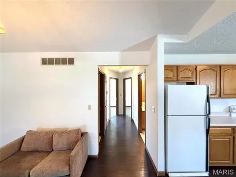 Entry Way - 4152 Jane Ln, Washington, MO 63090 photo 1 of 1