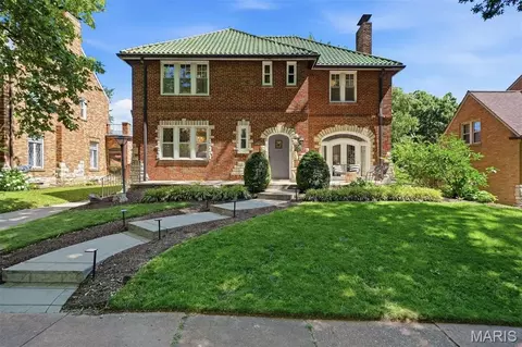 7325 Princeton Ave, Saint Louis, MO 63130