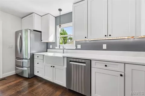 Kitchen - 1015 Anna Meadows Ln, Ballwin, MO 63021 photo 1 of 3